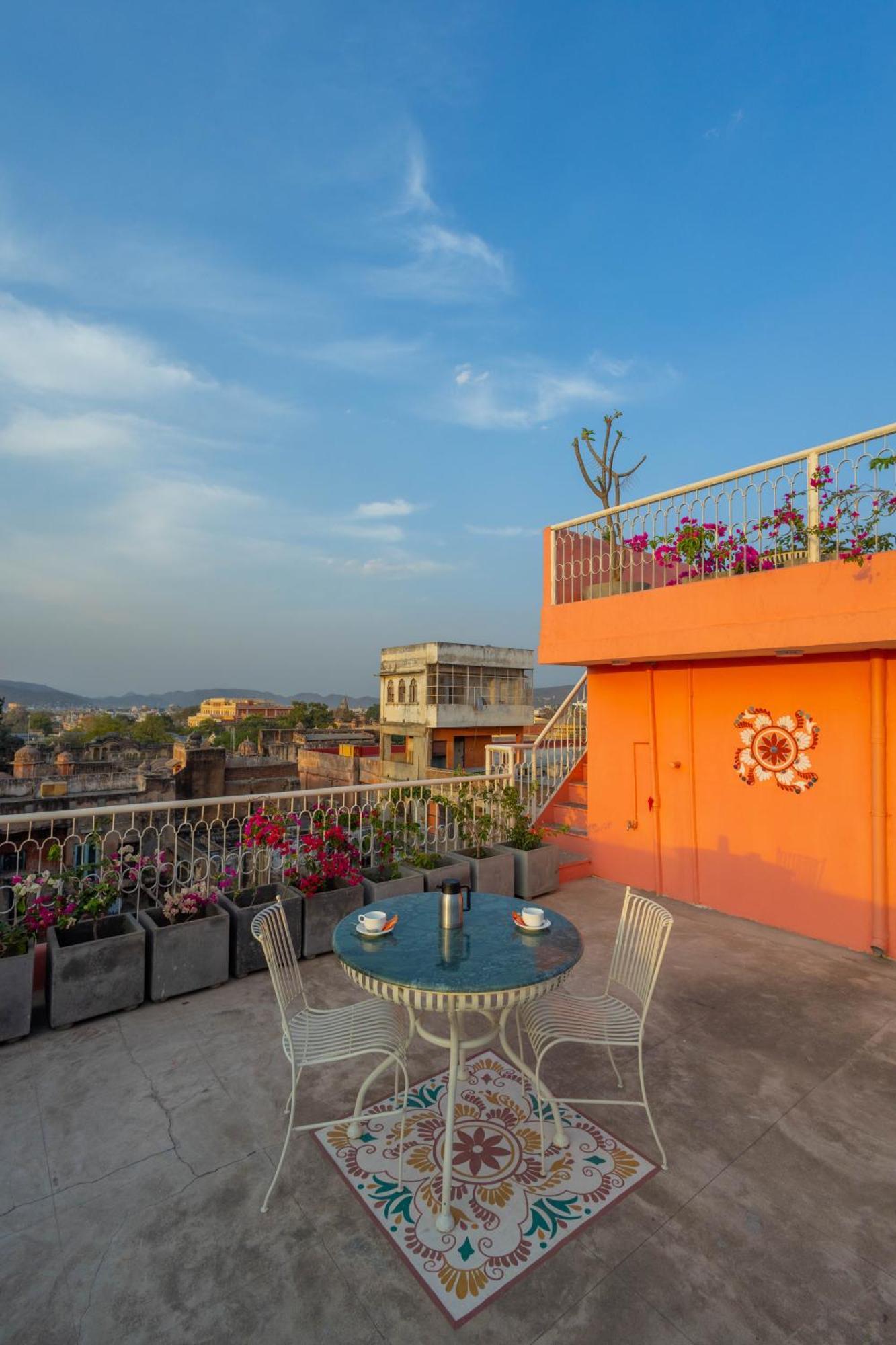 Sheel Mahal- Near Hawa Mahal Hotel Джайпур Екстериор снимка