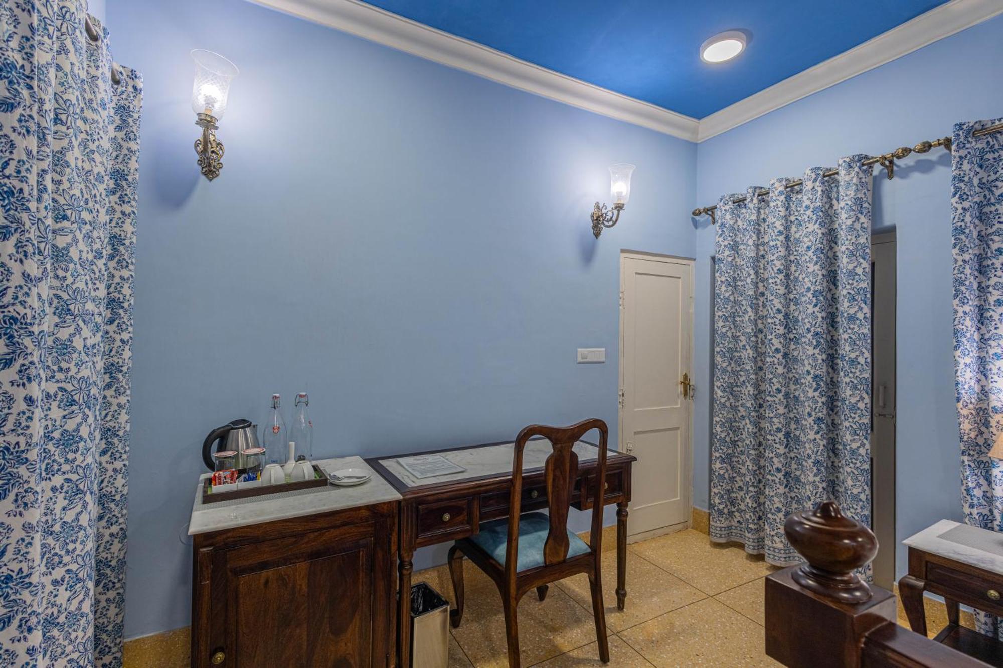 Sheel Mahal- Near Hawa Mahal Hotel Джайпур Екстериор снимка