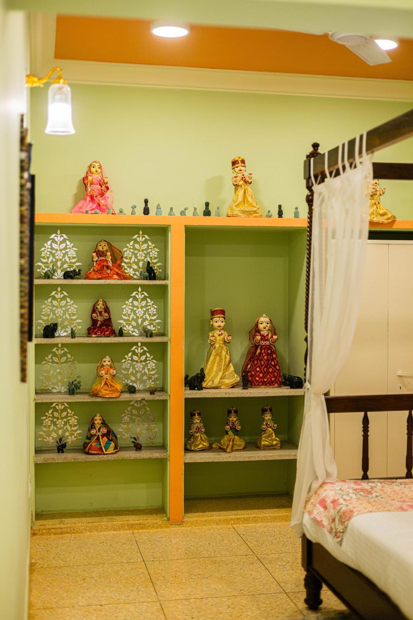 Sheel Mahal- Near Hawa Mahal Hotel Джайпур Екстериор снимка